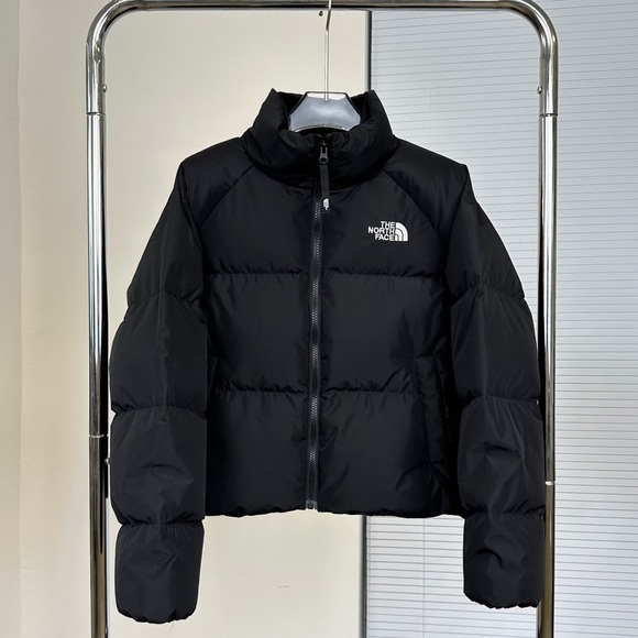 The North Face 85C Retro Nuptse 700 Down Cropped Puffer Jacket